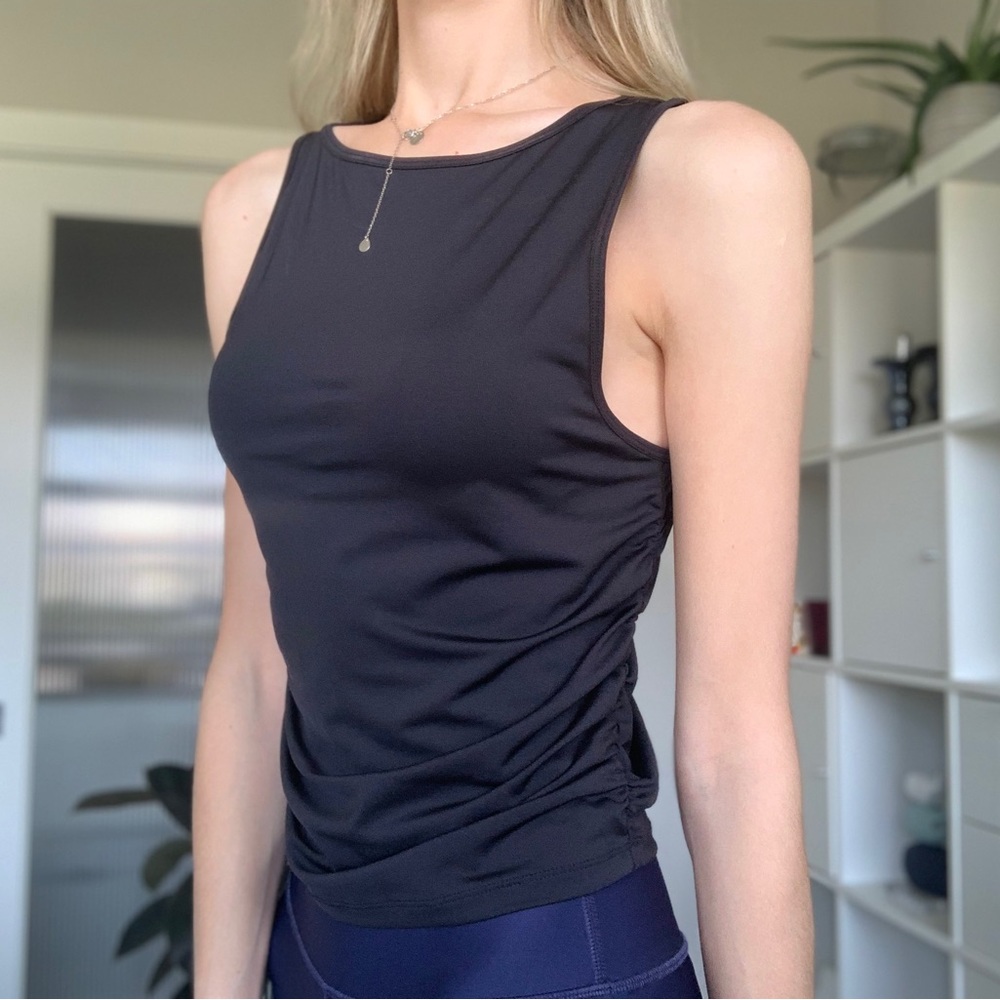 SUNDAY BEST BLACK ATHLETIC TANK